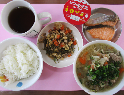 明石　保育園　給食