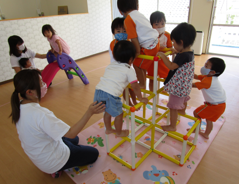 明石 保育園 お部屋遊び