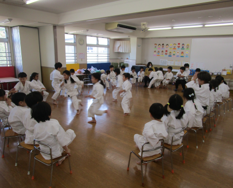 明石　保育園　遊び