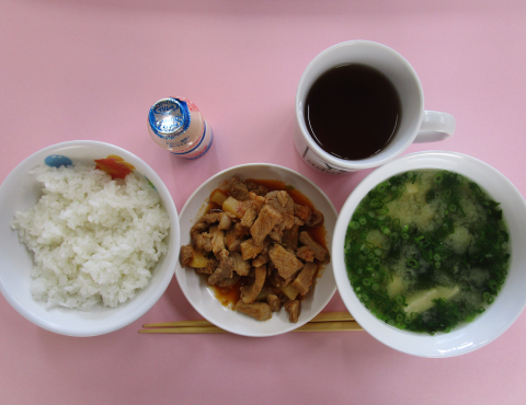 明石 保育園 給食