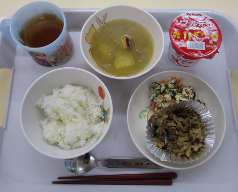 明石 保育園 給食