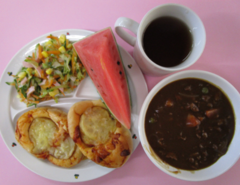 明石 保育園 給食