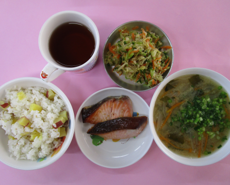 明石 保育園 給食