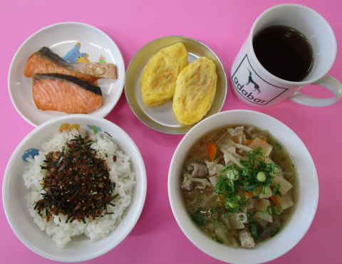 明石　保育園　給食