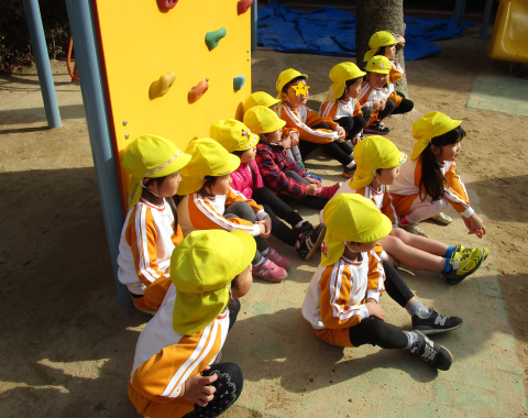 明石 保育園 外遊び3