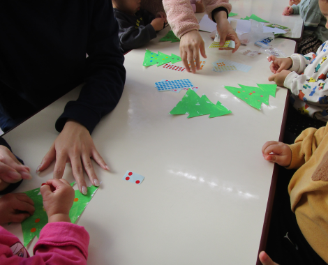 明石　保育園　保育室