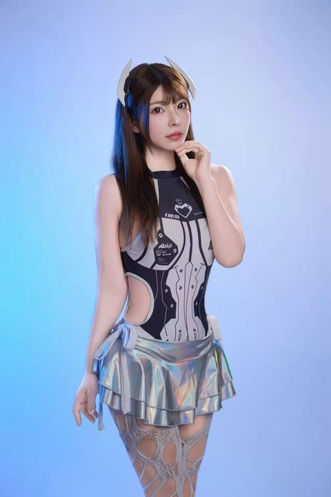 上原亜衣