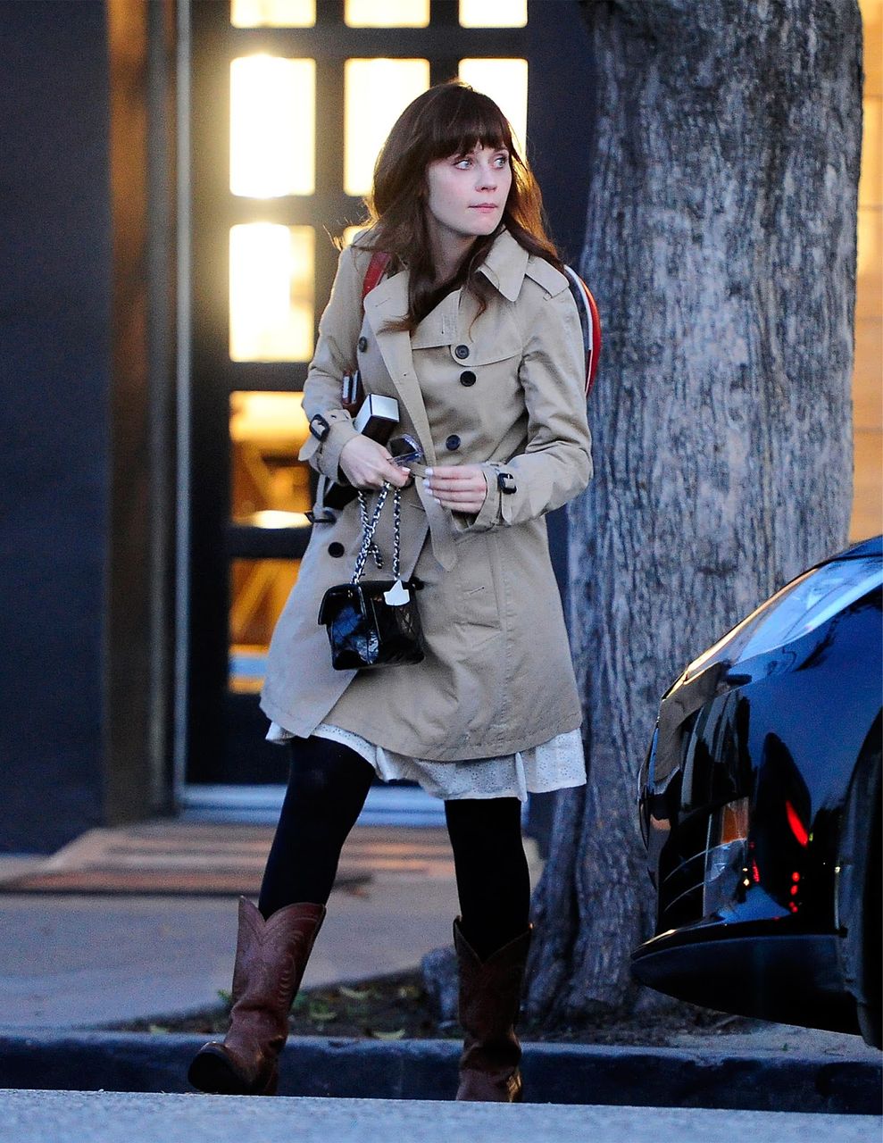 ハリウッド女優のズーイー デシャネルがランドセルを愛用してるｗｗｗｗｗｗｗ 経済速報