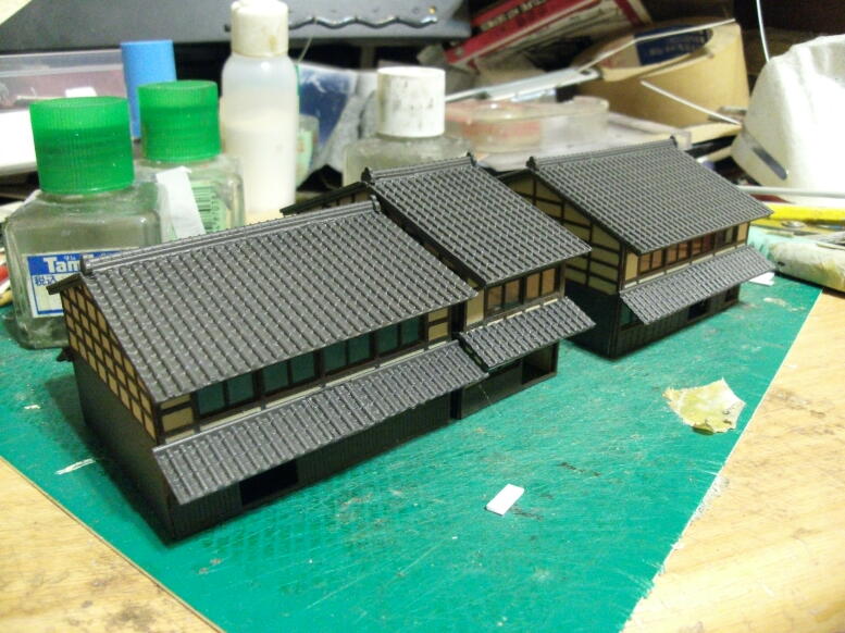 いぶし銀の瓦屋根 にゃんまるらぼ 鉄道 情景模型製作記 いぶし銀の瓦屋根 にゃんまるらぼ 鉄道 情景模型製作記