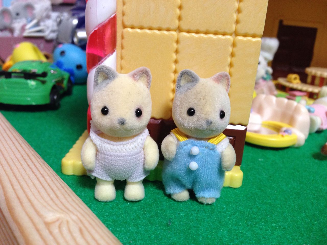 シルバニアファミリー 古く ふたごのネコの赤ちゃん ミケタイプ シルバニアファミリー 古く ふたごのネコの赤ちゃん ミケタイプ