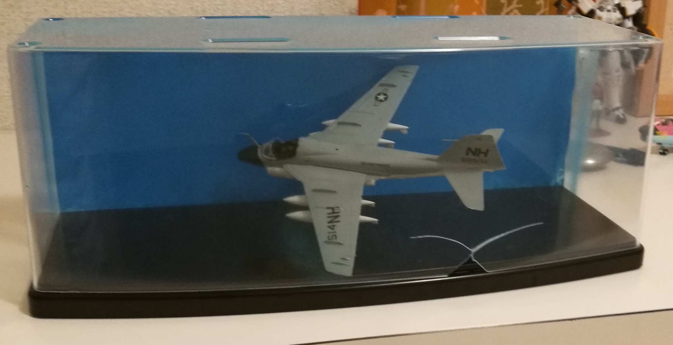 息子】グラマン A-6A イントルーダー (タミヤ 1/100コンバットプレーン