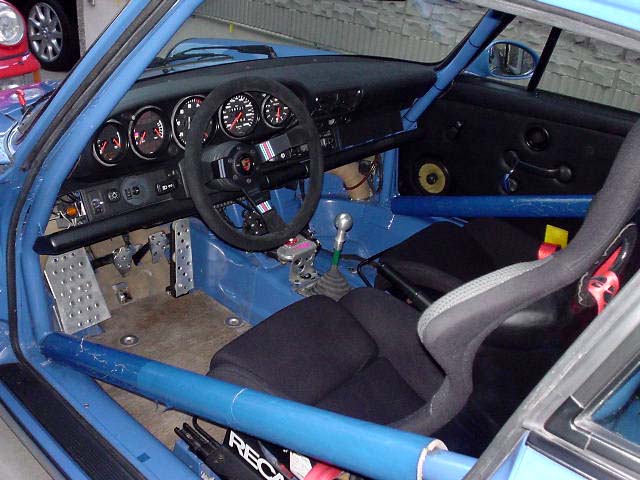 ポルシェ９１１のロールゲージについて考える 気がつけば空冷ファンに