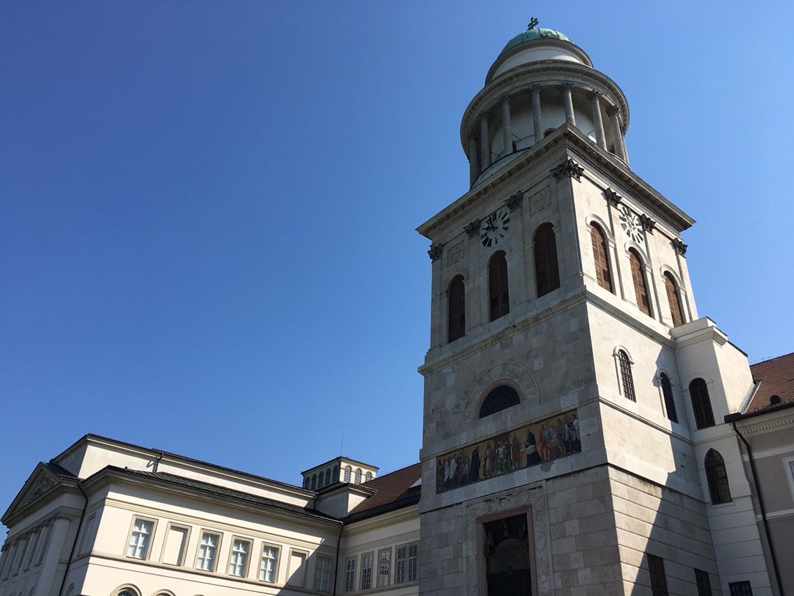 パンノンハルマ Pannonhalma の大修道院 ドナウの東か 遥かもっと東から パンノンハルマ Pannonhalma の大修道院 ドナウの東か 遥かもっと東から