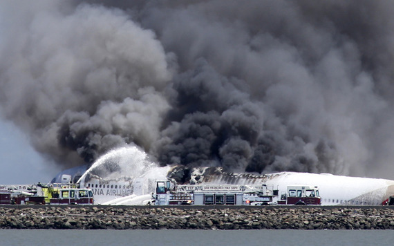 Asiana Airlines_boeing777crash_09