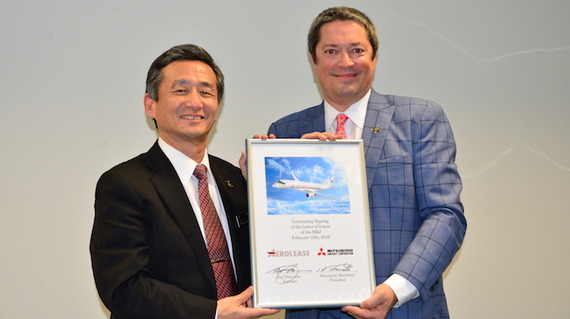 20160216_Aerolease-signs-LOI-with-Mitsubishi-Aircraft_1
