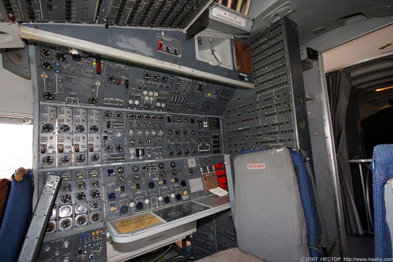 Boing747－200_cockpit_07