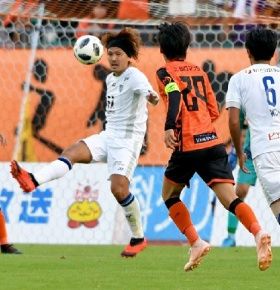 サッカー 博多のアニキ 元日本代表df岩下敬輔が電撃移籍 期限付きでj2アビスパ福岡 J1サガン鳥栖 九州ネタのまとめ サッカー 博多のアニキ 元日本代表df岩下敬輔が電撃移籍 期限付きでj2アビスパ福岡 J1サガン鳥栖 九州ネタのまとめ