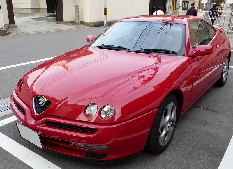 パンツェッタ ジローラモの愛車1996年 34歳 アルファロメオ Gtv 有名人の乗っていたこだわりの名車紹介 パンツェッタ ジローラモの愛車1996年 34歳 アルファロメオ Gtv 有名人の乗っていたこだわりの名車紹介