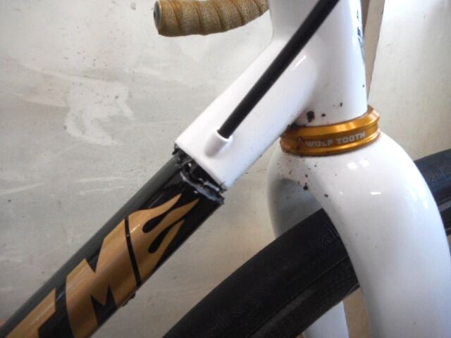 カーボンフレームがポッキリ折れても直るんだ！、匠の技ってすごいね