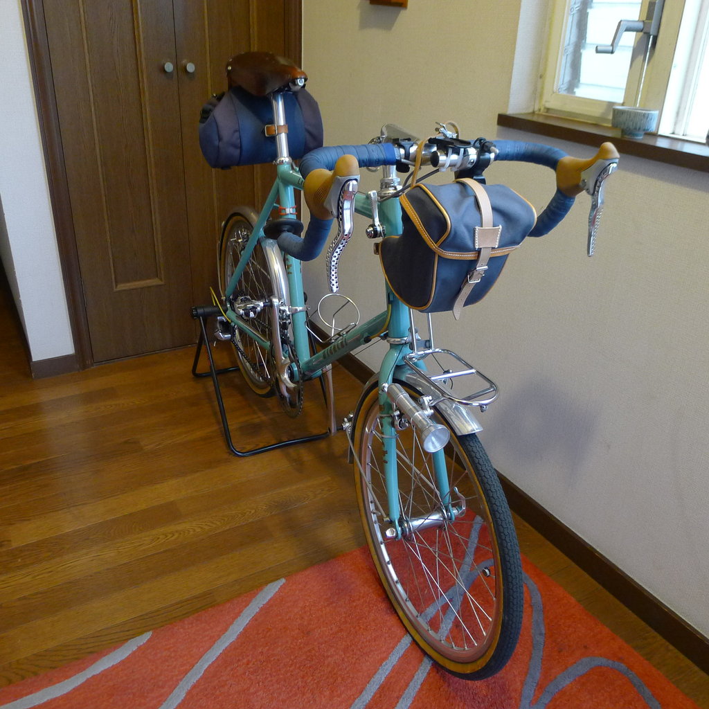 Gilles Berthoudのサドルバッグ : あじこぼたより