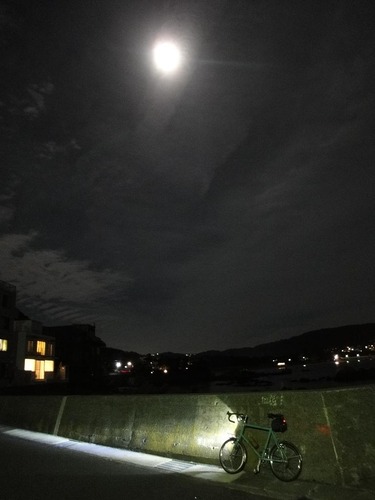 葉山明るい空