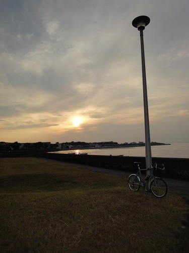 夕暮れの公園