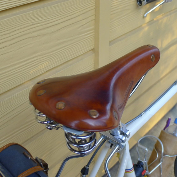 2001110013-1024x1024