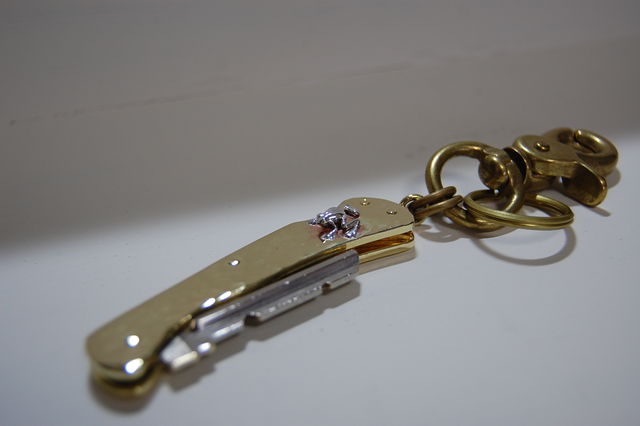 オーダー ナイフ型キー シルバー 革アクセサリー Ajina 職人ブログ