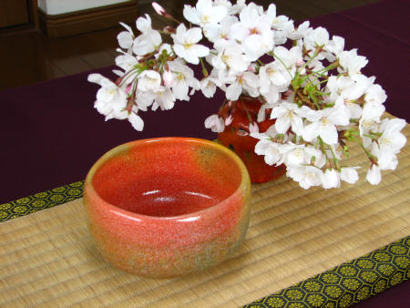 桜とピンクの抹茶茶碗