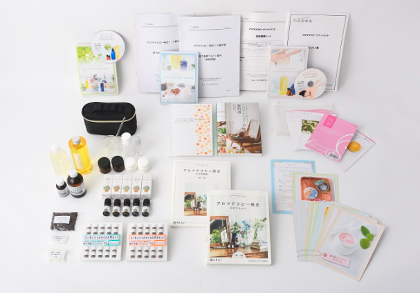 ユーキャンのアロマテラピー検定資格講座 ユーキャンのアロマテラピー検定資格取得講座｜費用について