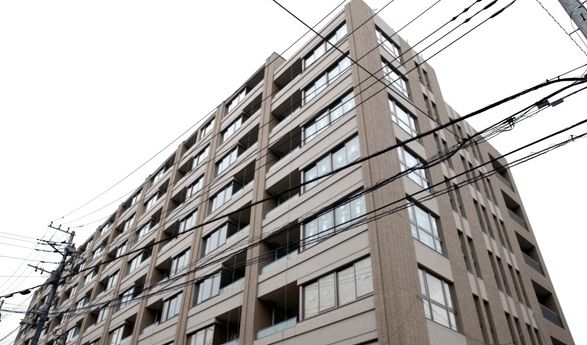 ３年かけて完成直前のマンション、建築確認を取り消される　ネット住民「建てる前に言えよ！ｗ