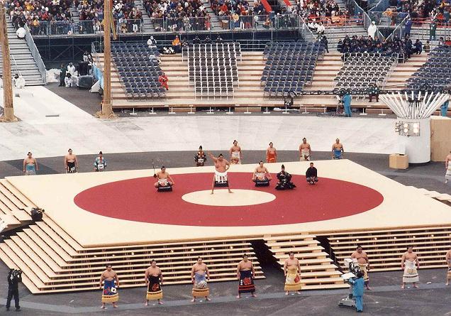 デーモン閣下 東京五輪延期で白鵬のモチベーションを心配 すもにゅ