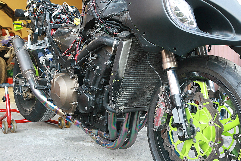 ZX12R 脱エンジン作業 : SECRET BASE RACING ZX12R 脱エンジン作業 : SECRET BASE RACING