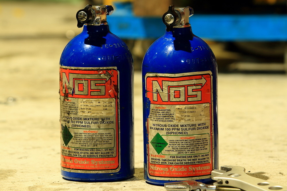 NOSタイプボンベ NOSタイプボンベ