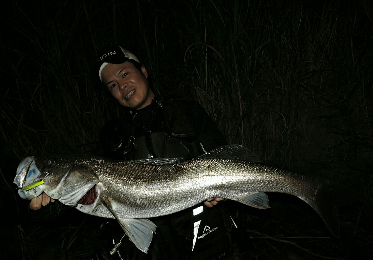 那珂川シーバス キックでランカーキャッチ Complete Devotion