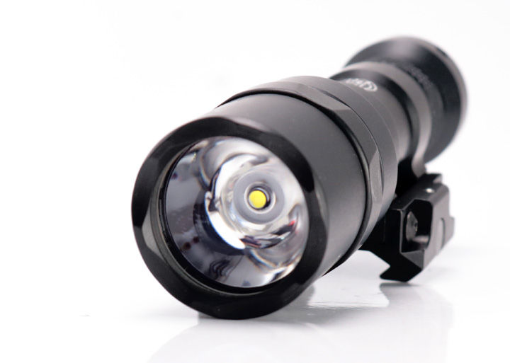 SUREFIRE (シュアファイア) M300C-Z68-BK 500ルーメンモデル SUREFIRE (シュアファイア) M300C-Z68-BK 500ルーメンモデル