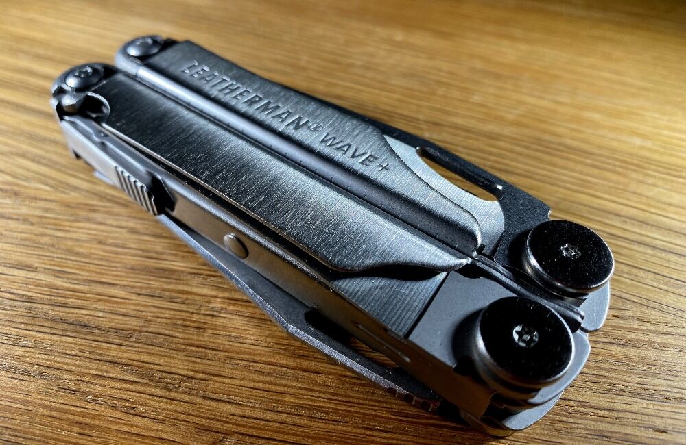 永遠の定番の進化モデル LEATHERMAN WAVE+(プラス) : アカリ 永遠の定番の進化モデル LEATHERMAN WAVE+(プラス) : アカリ