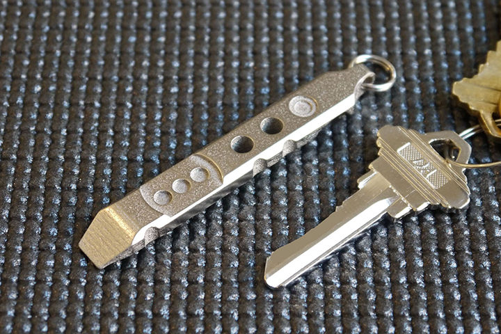 Pry-key