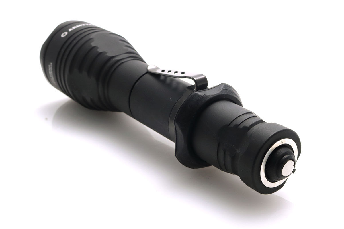 ARMYTEK 新規取扱開始！タクティカルライト VIKING PRO ＆ PREDATOR