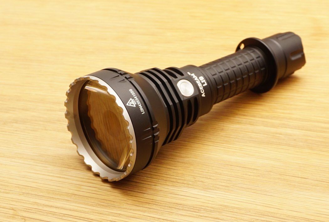 ACEBEAM L19 最大照射距離1300m LEDフラッシュライト : アカリ ACEBEAM L19 最大照射距離1300m LEDフラッシュライト : アカリ