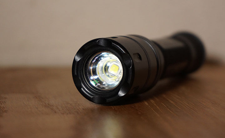 SUREFIRE E2T-MV TACTICAN 屋外照射 : アカリセンター公式ブログ SUREFIRE E2T-MV TACTICAN 屋外照射 : アカリセンター公式ブログ