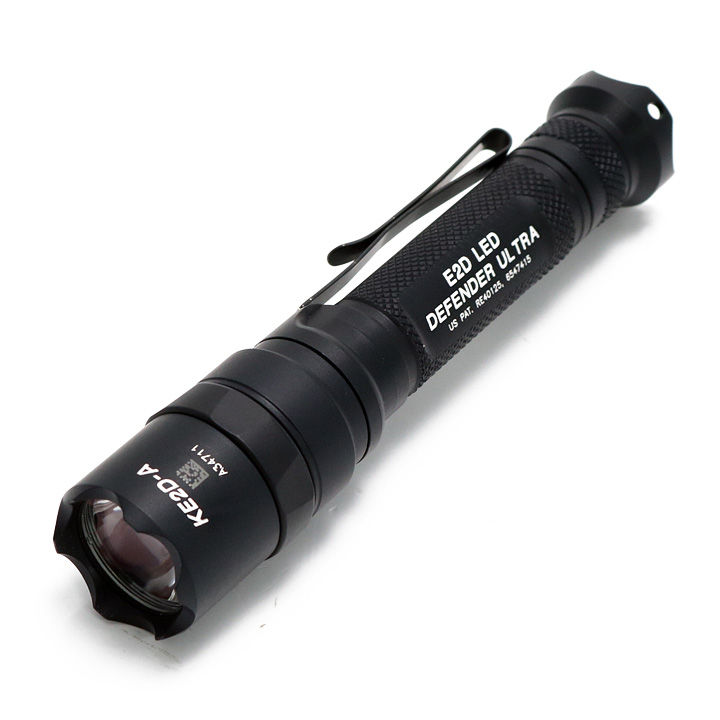 SUREFIRE (シュアファイア) E2DLU-A マイナーチェンジ : アカリ SUREFIRE (シュアファイア) E2DLU-A マイナーチェンジ : アカリ