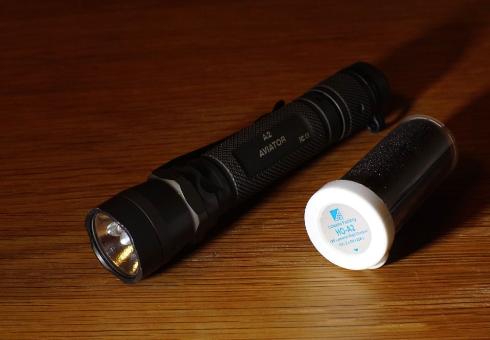 SUREFIRE A2 AVIATOR アヴィエーター キセノン&LED フラッシュ SUREFIRE A2 AVIATOR アヴィエーター キセノン&LED フラッシュ