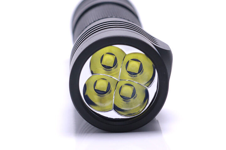 NITECORE E4K 最大4400ルーメン!21700電池仕様フラッシュライト NITECORE E4K 最大4400ルーメン!21700電池仕様フラッシュライト