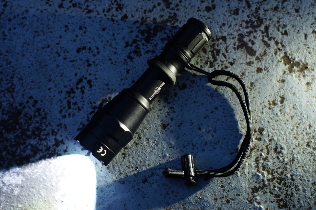 2024現在、純粋種タクティカルライトの理想形！？ SUREFIRE P1RZ