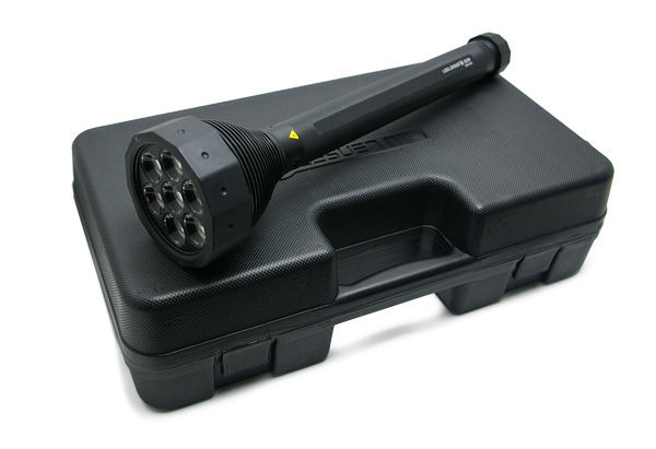 LED LENSER X21R 充電式LEDライト : アカリセンター公式ブログ LED LENSER X21R 充電式LEDライト : アカリセンター公式ブログ