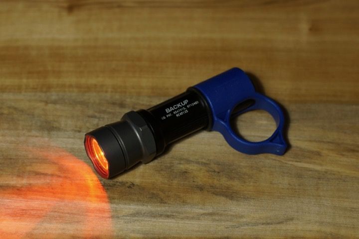 SUREFIRE L1シュアファイア最初の完全LEDモデル? : アカリ SUREFIRE L1シュアファイア最初の完全LEDモデル? : アカリ