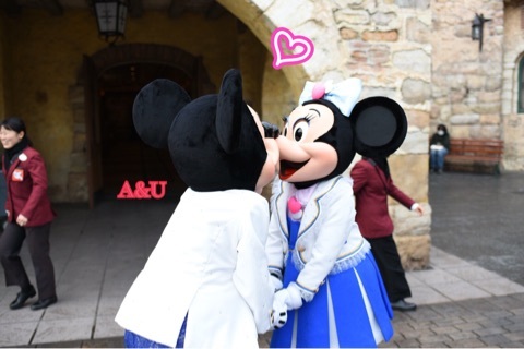 {2204927D-D288-47E0-8E0F-857D6638F86F:01}