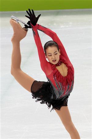 フィギュアスケート金メダル 青の衣装のジンクス 赤坂すずめ おしゃれ日記