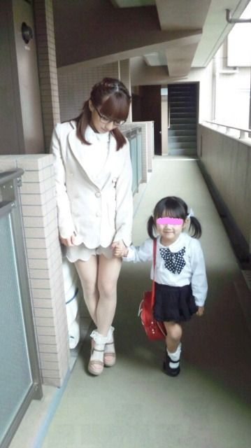 芸能 辻希美 子供の入園式の服装にブーイング それよりも目がヤバい件について アカ速 政治 経済 芸能 社会おもしろニュース 芸能 辻希美 子供の入園式の服装にブーイング それよりも目がヤバい件について アカ速 政治 経済 芸能 社会おもしろニュース